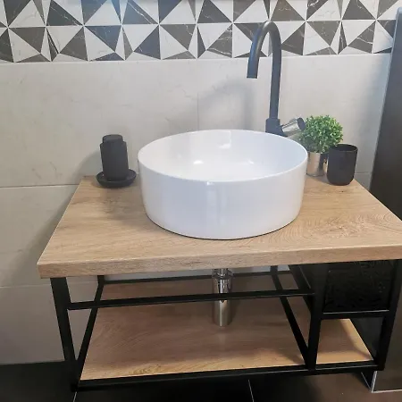 Siora Appartamento Njivice